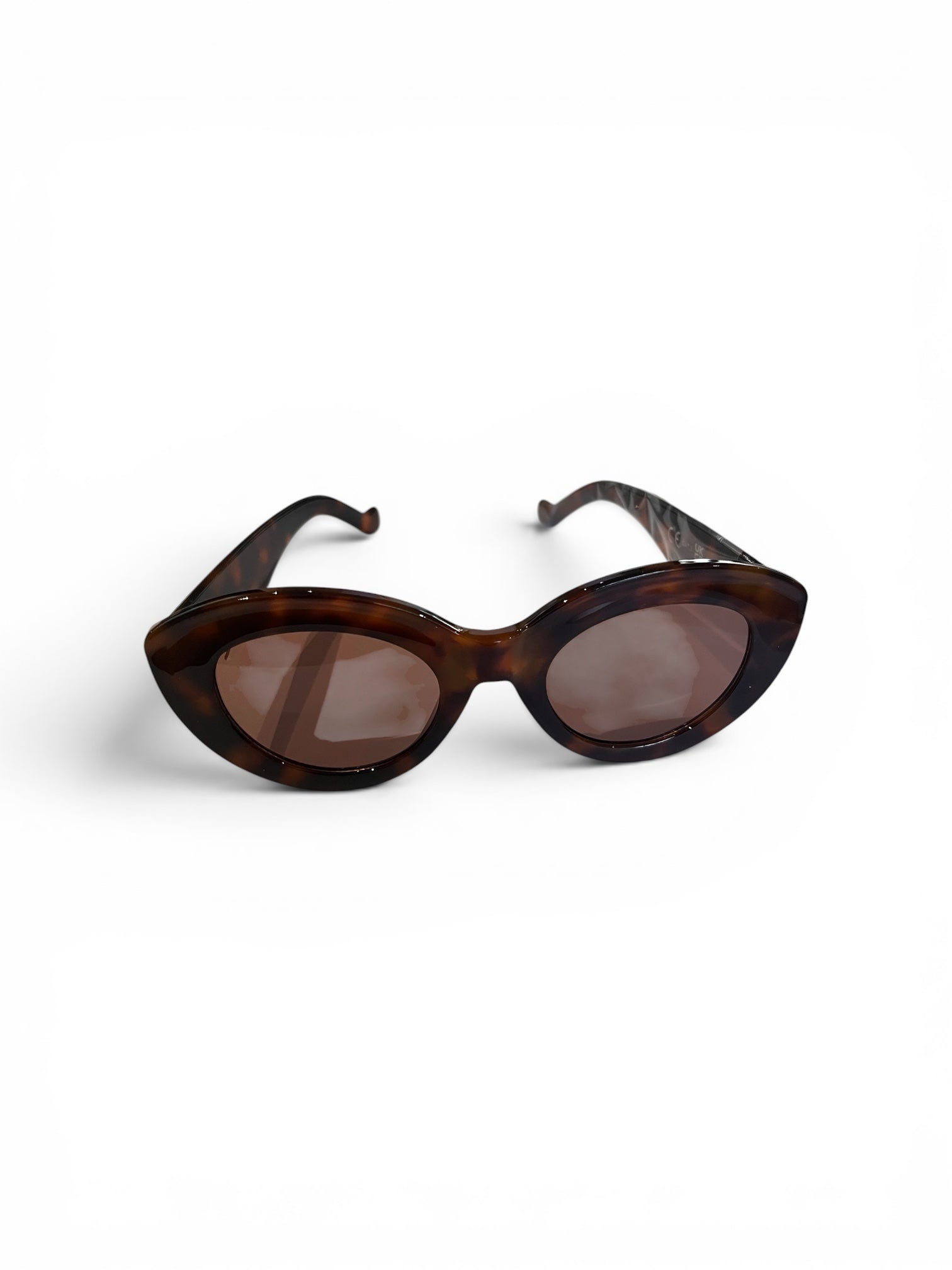 Oval brown shades